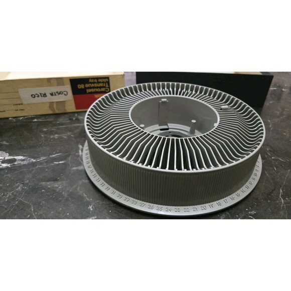 Vintage Kodak Carousel Transvue 80 Slide Tray with Original Box Gray For Slides - Picture 12 of 12